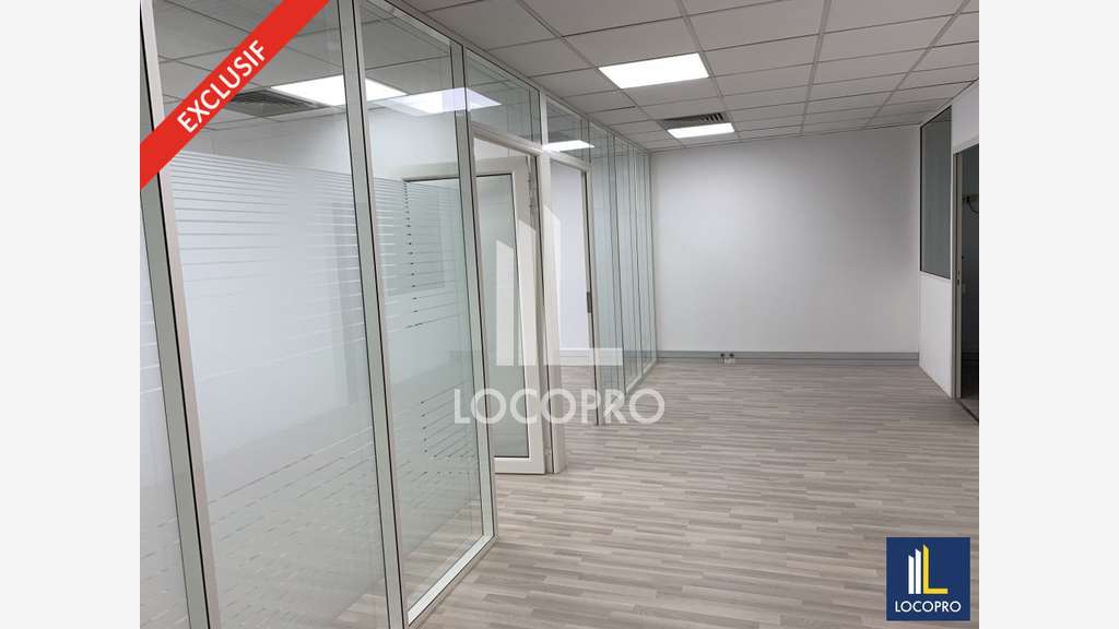 Location bureaux 140 m² R+4 à Nice Arénas