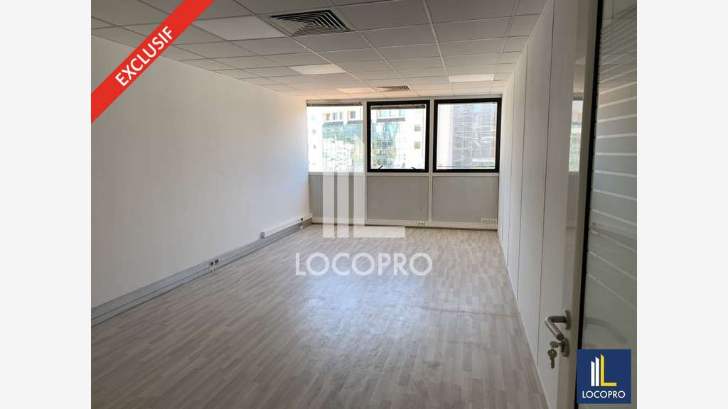 Location bureaux 140 m² R+4 à Nice Arénas