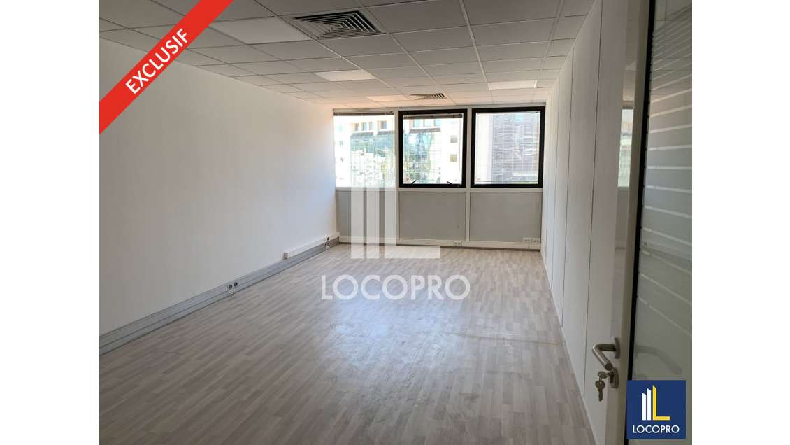 Location bureaux 140 m² R+4  à Nice Arénas 