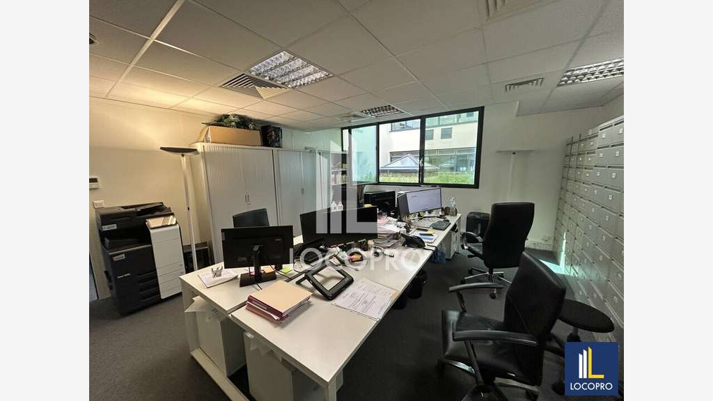 A louer bureaux 242m² à Nice 400 Promenade