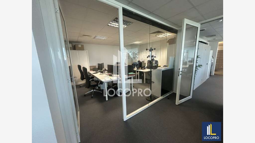 A louer bureaux 242m² à Nice 400 Promenade