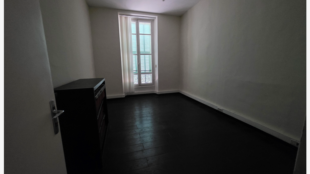 Bureaux à louer 122m² R+3 à Nice Jean Médecin