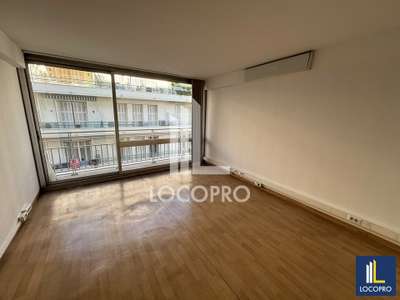 A louer bureaux 365m² en centre-ville de Nice