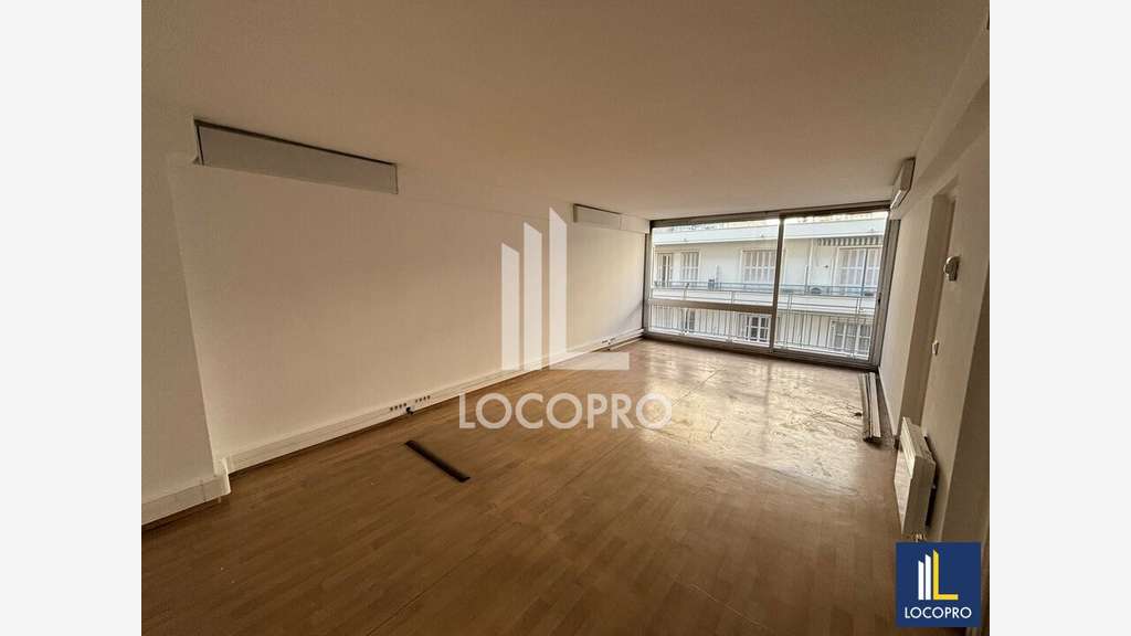 A louer bureaux 365m² en centre-ville de Nice