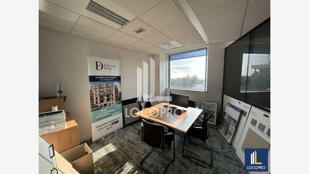 A louer bureaux 251m² R+5 à Nice Arenas
