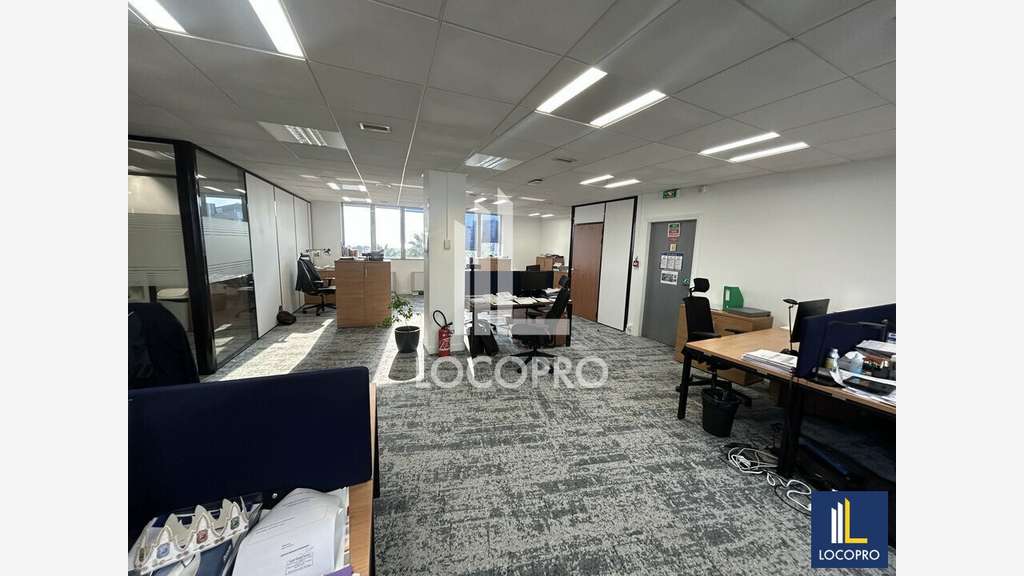 A louer bureaux 251m² R+5 à Nice Arenas