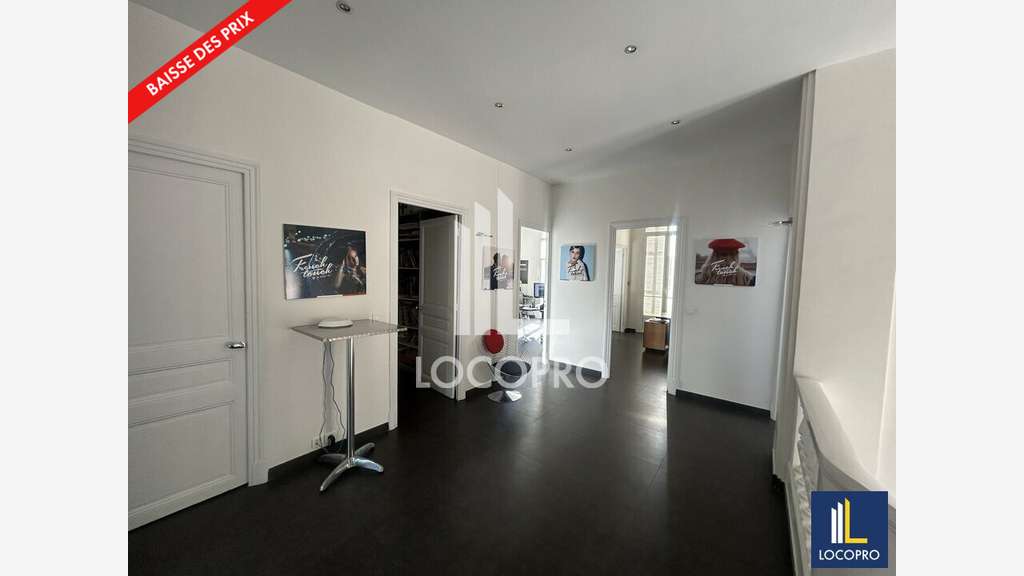 Location bâtiment 400m² Nice secteur dynamique