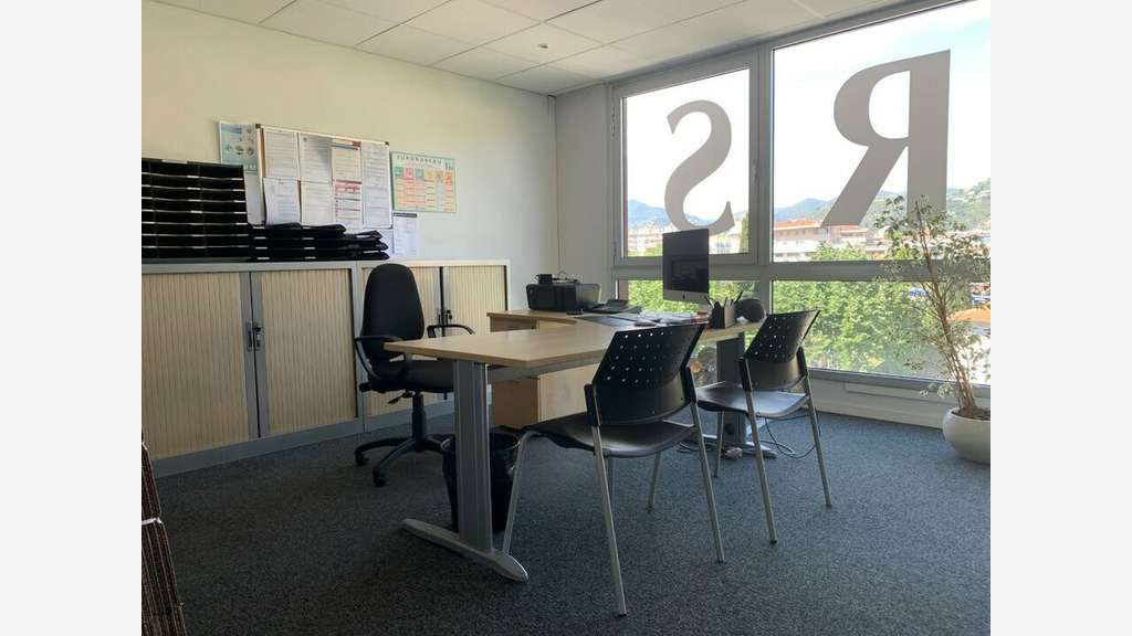 Location pure bureaux 225m² proche Acropolis àNice