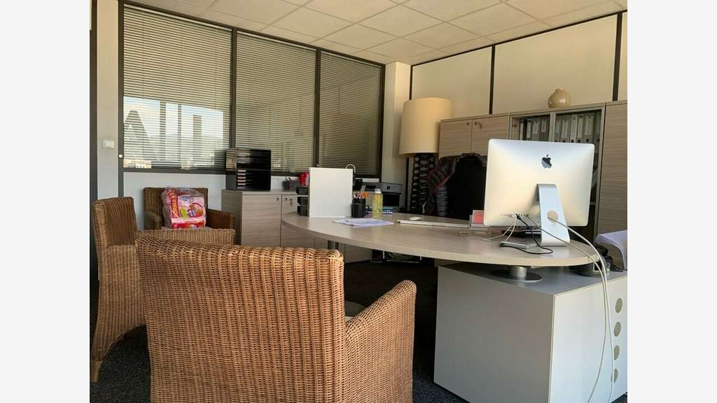 Location pure bureaux 225m² proche Acropolis àNice