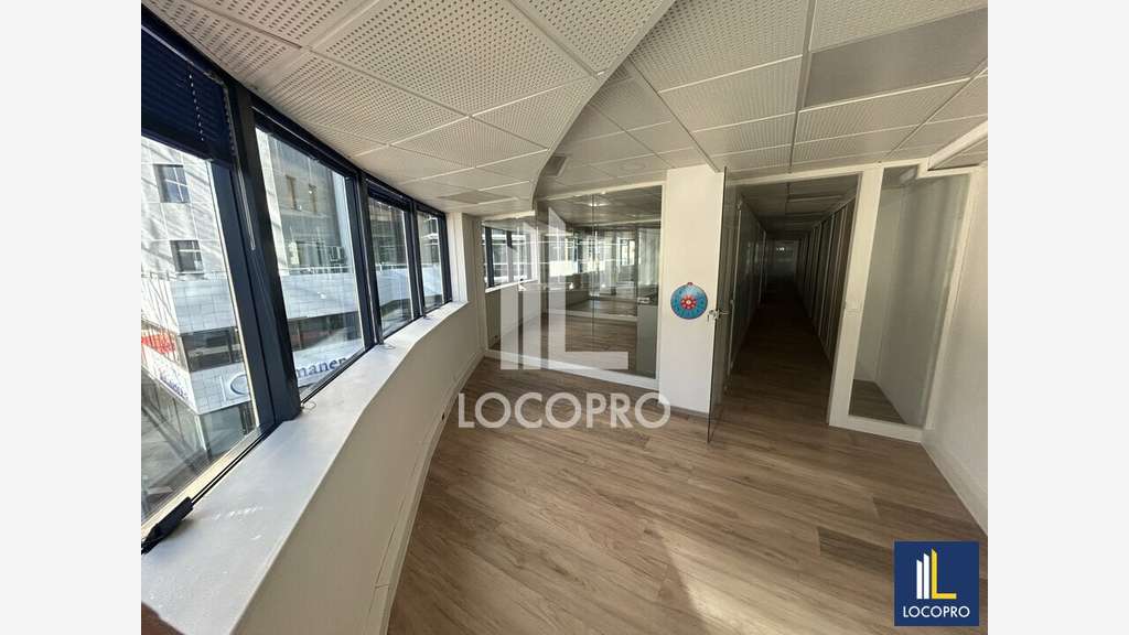 A louer bureaux à partir de 95m² à Nice Arenas