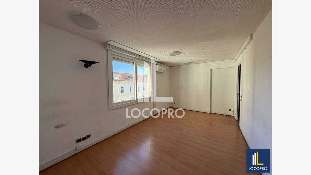 A louer bureau 52m² R+3 Nice Avenue Jean Médecin