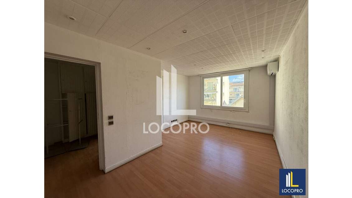 A louer bureau 52m² R+3 Nice Avenue Jean Médecin