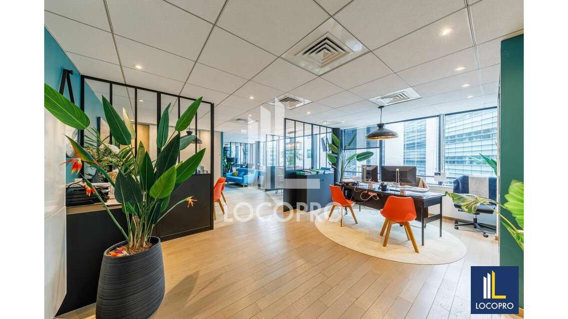 A louer bureaux 201m² R+3 à Nice Arenas Le Phoenix