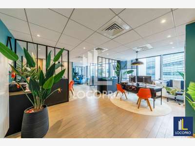 A louer bureaux 201m² R+3 à Nice Arenas Le Phoenix
