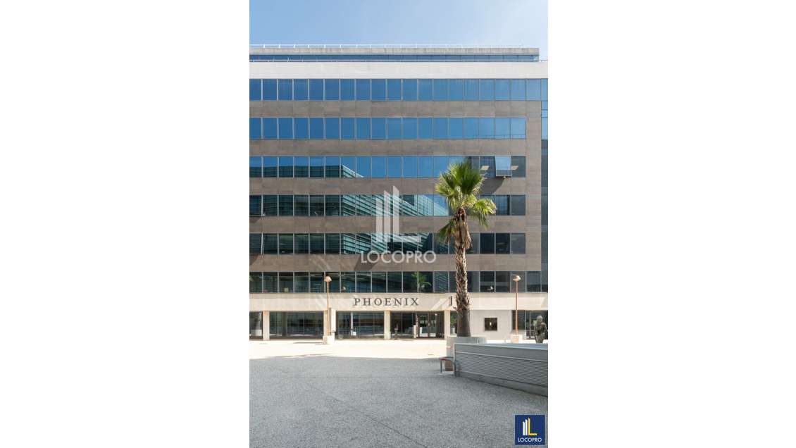 A louer lot de bureaux 975m² R+1 Nice Le Phoenix