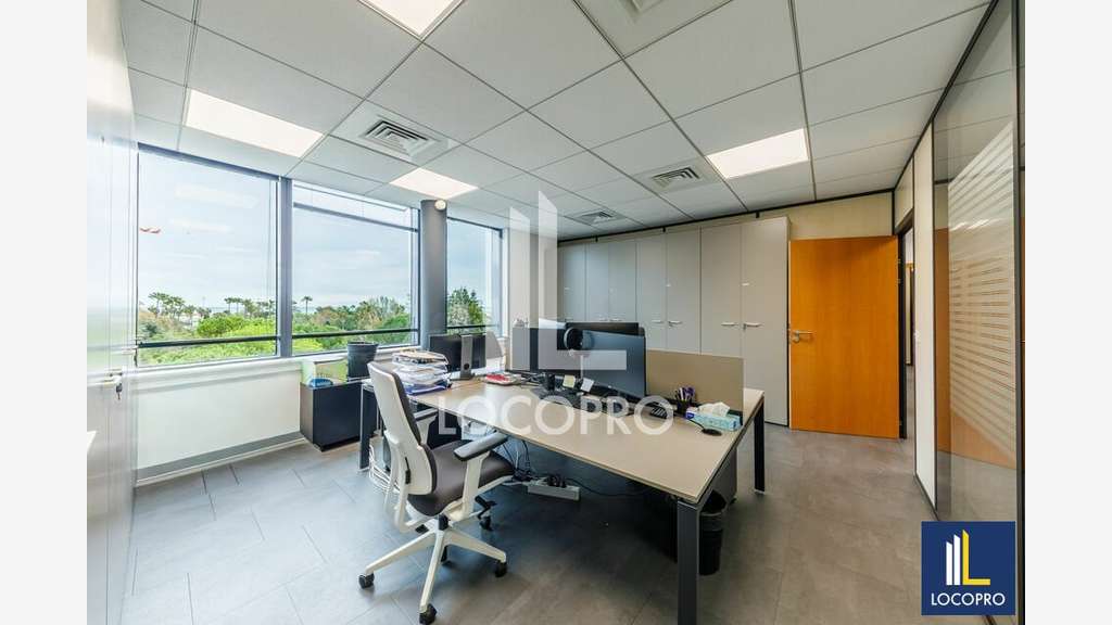 A louer bureaux 495m² R+4 vue mer à Nice Arenas