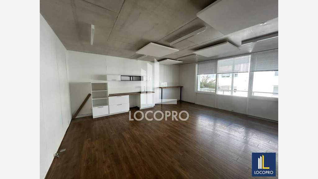 Bureaux 375m² R+7 à louer Av Simone Veil à Nice