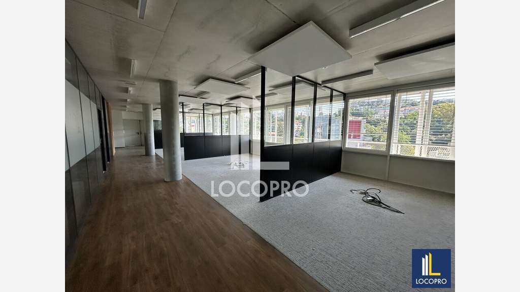 Bureaux 375m² R+7 à louer Av Simone Veil à Nice