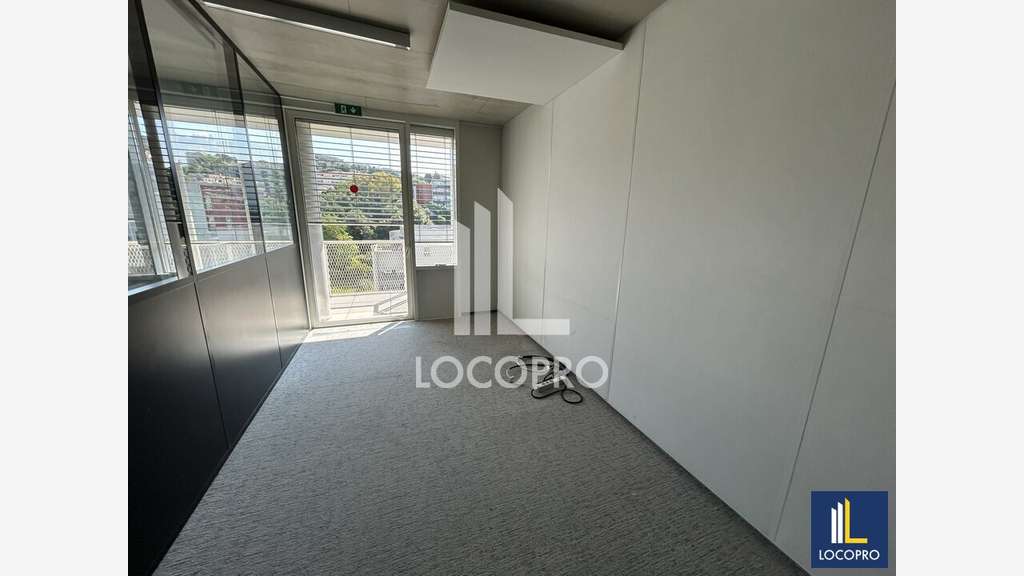 Bureaux 375m² R+7 à louer Av Simone Veil à Nice
