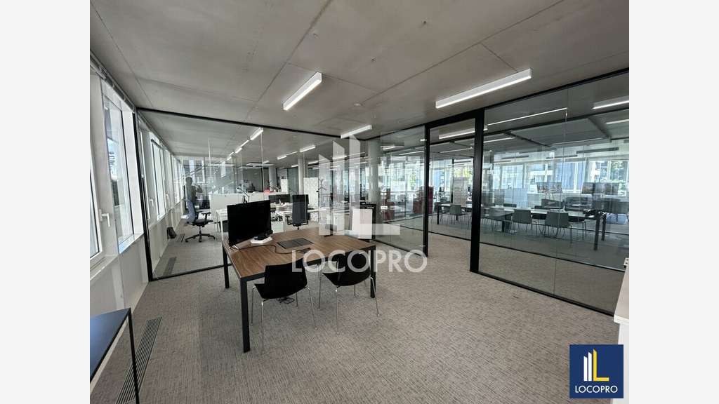 Bureaux 376m² à louer avenue Simone Veil à Nice