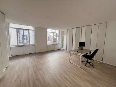 A louer bureaux lumineux de 110m² à Nice le port