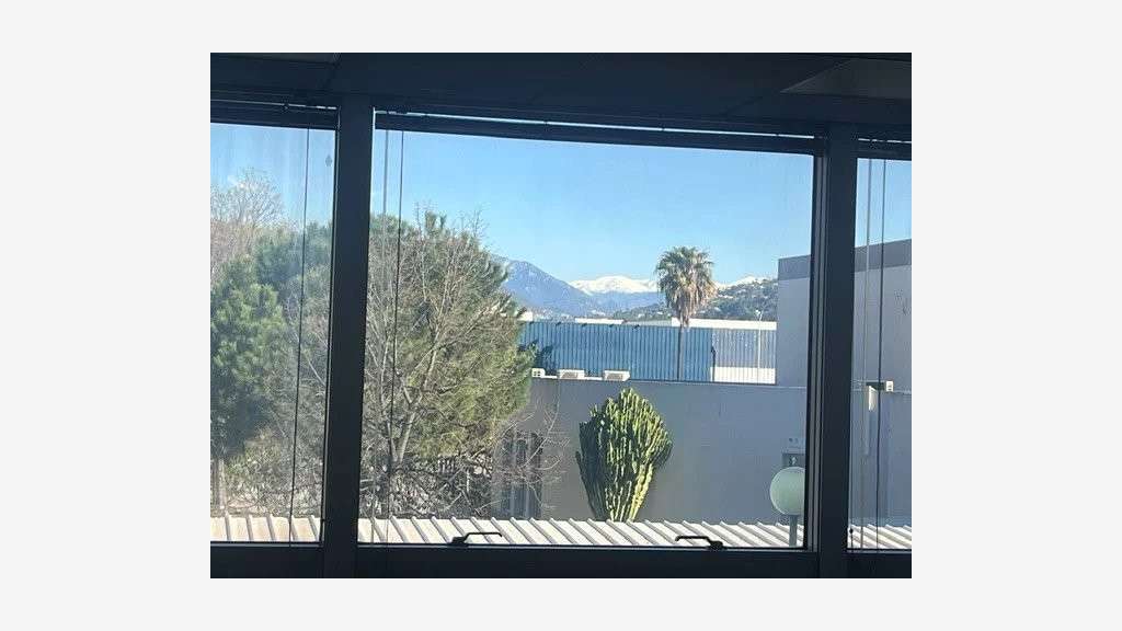 A louer bureaux de 230m² à Nice prox tram