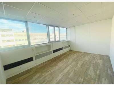 A louer très joli bureau 16m² à Nice Pastorelli