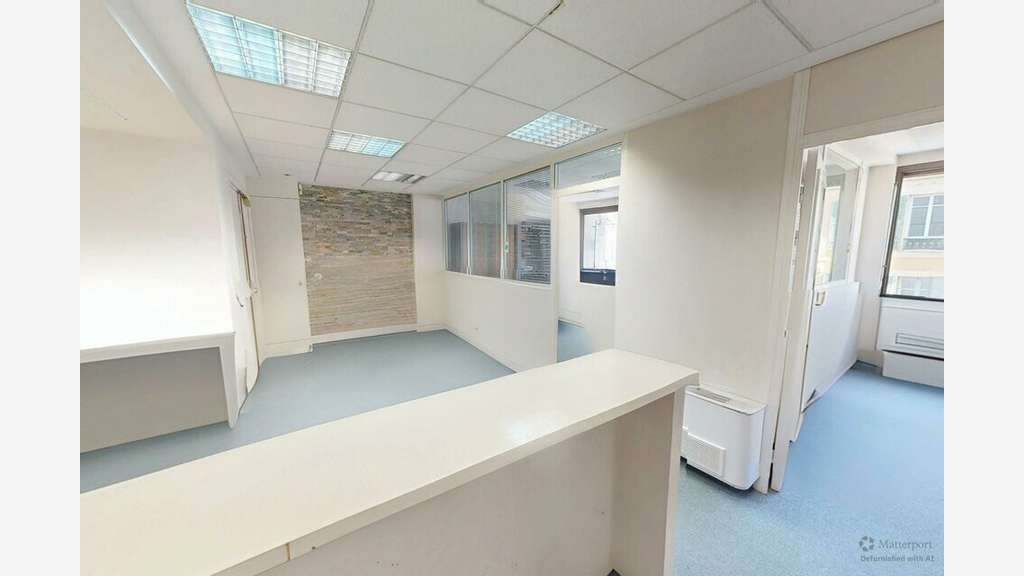 A louer bureaux de 77m² à Nice centre ville Wilson