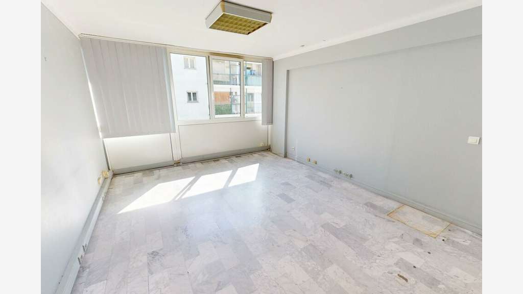 A louer bureaux de 300m² à Nice centre Libération