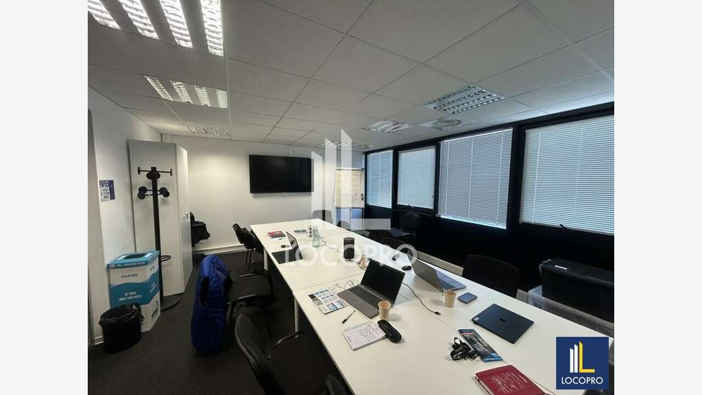 A louer bureaux 435m² Parc Affaire Nice La Plaine