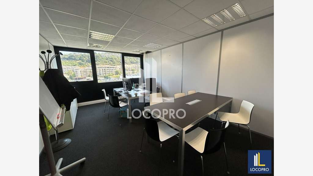 A louer bureaux 435m² Parc Affaire Nice La Plaine