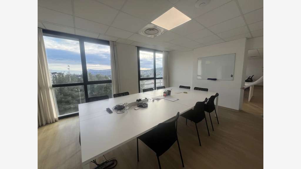 A louer bureaux de128m² à Nice Saint Isidore