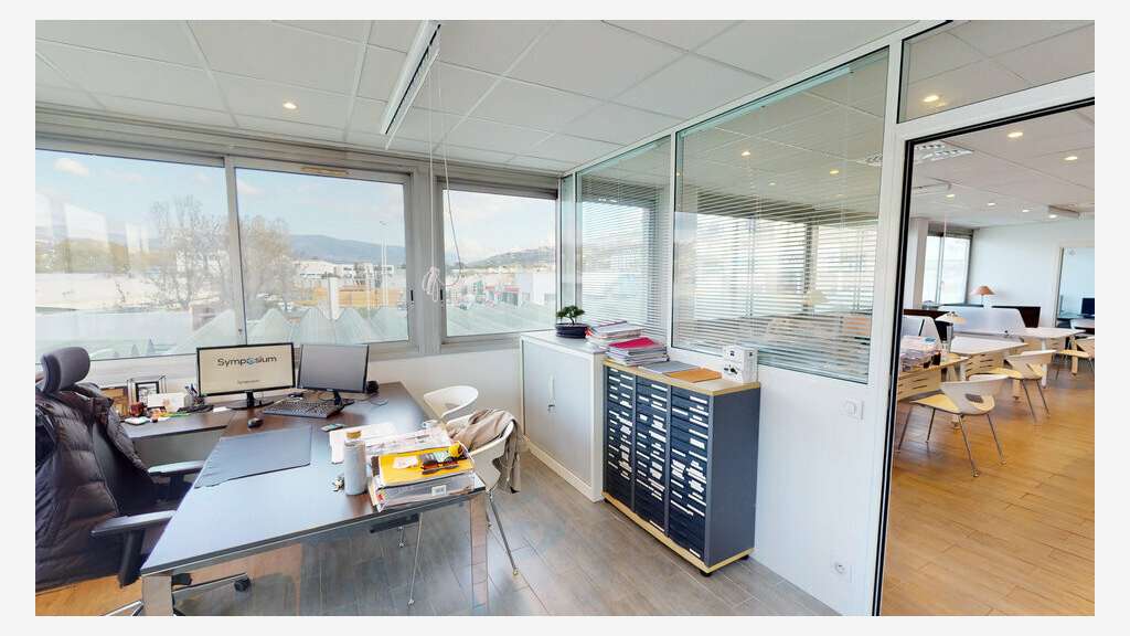 Bureaux rénovés de 192m² à louer à Nice la Plaine