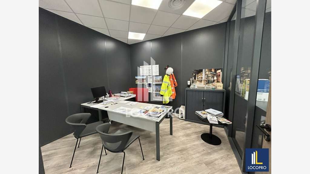 A louer bureaux de 768m² à Nice Éco Vallée