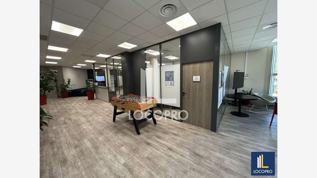 A louer bureaux de 768m² à Nice Éco Vallée
