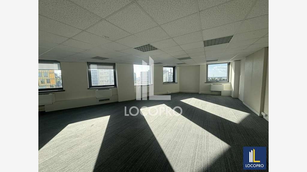 Location bureaux à partir de 85m² à Nice Arénas