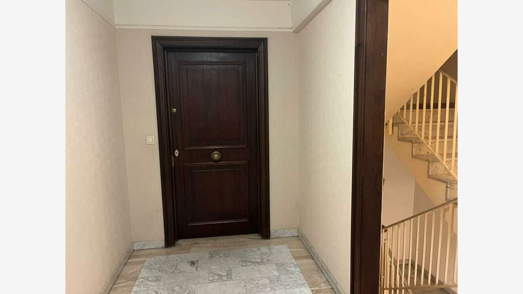 Loue appartement professionnel 81m² Nice Deroulede