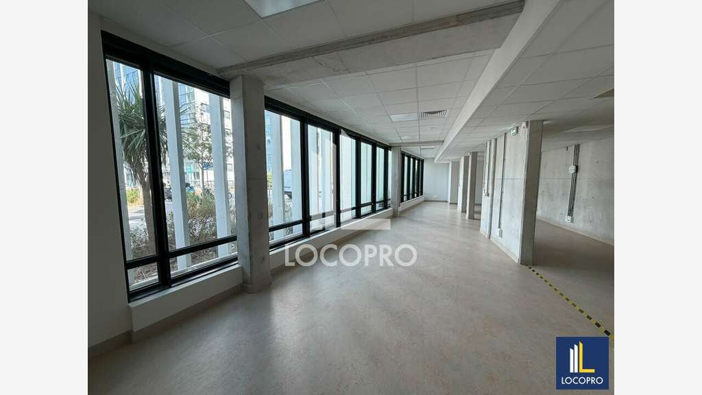 A louer bureaux 283m² Av Simone Veil à Nice