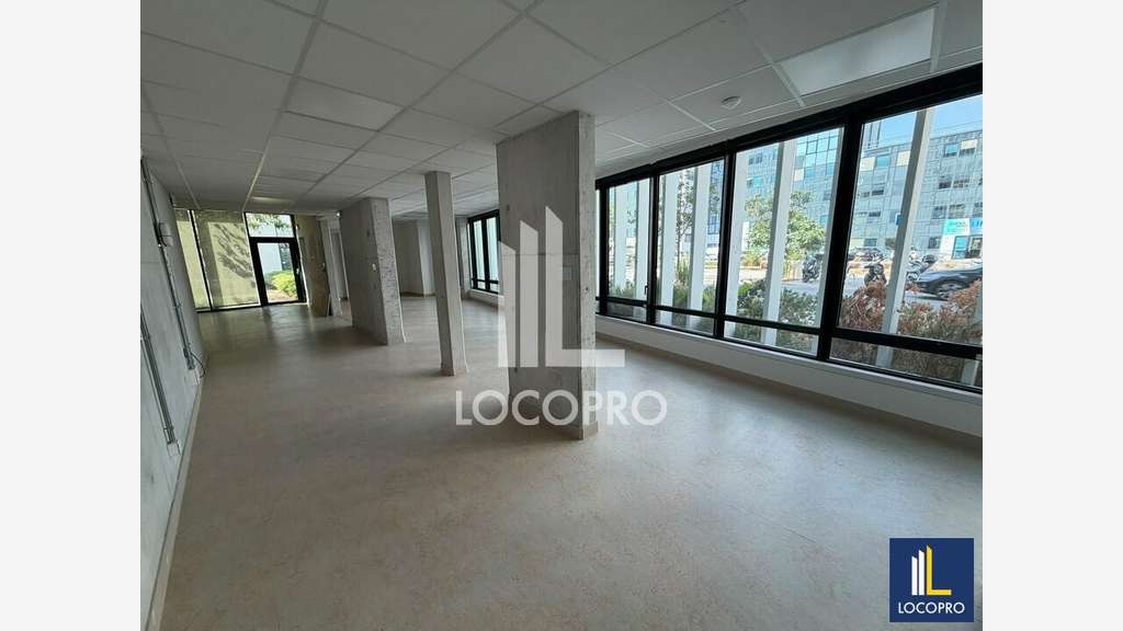 A louer bureaux 283m² Av Simone Veil à Nice