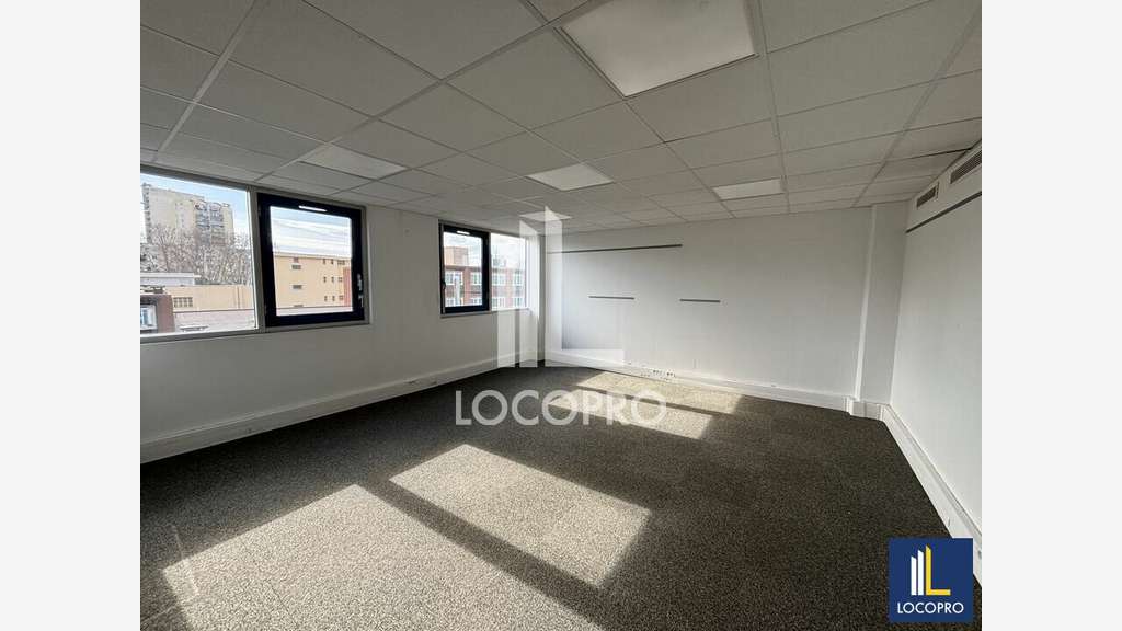 A louer bureaux 414m² R+3 à Nice Méridia