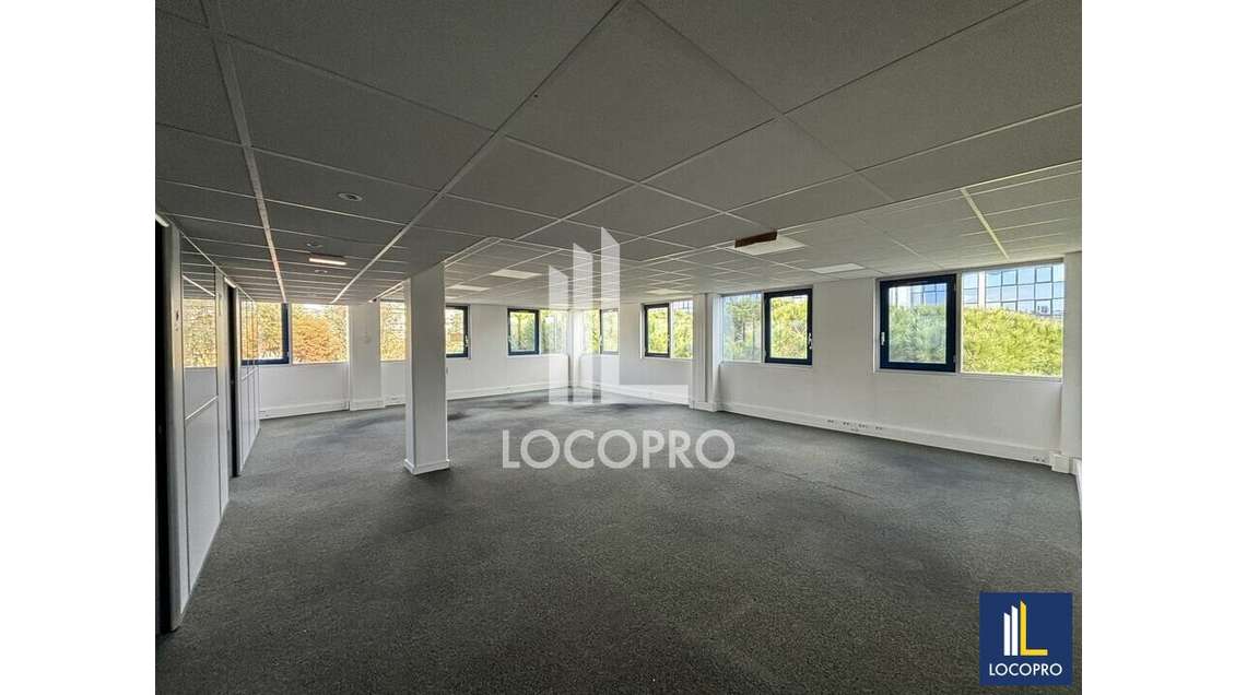 A louer bureaux 414m² R+3 à Nice Méridia