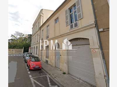 Bureaux à louer 118m² R+1 à Nîmes centre