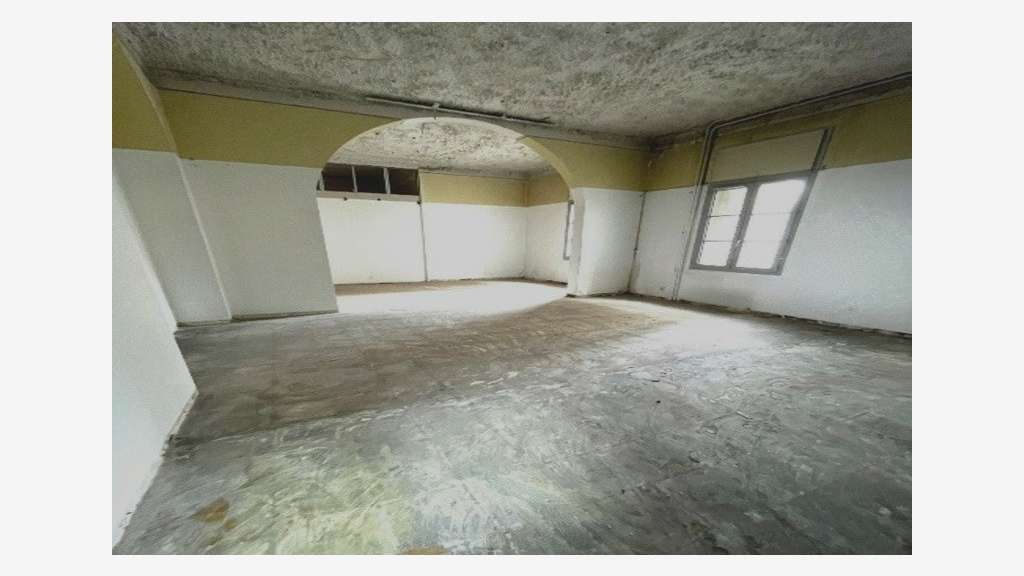 Bureaux à partir de 118 m² à louer à Nîmes 