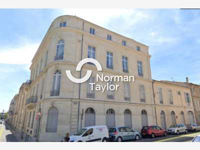 Bureaux à partir de 118 m² à louer à Nîmes 