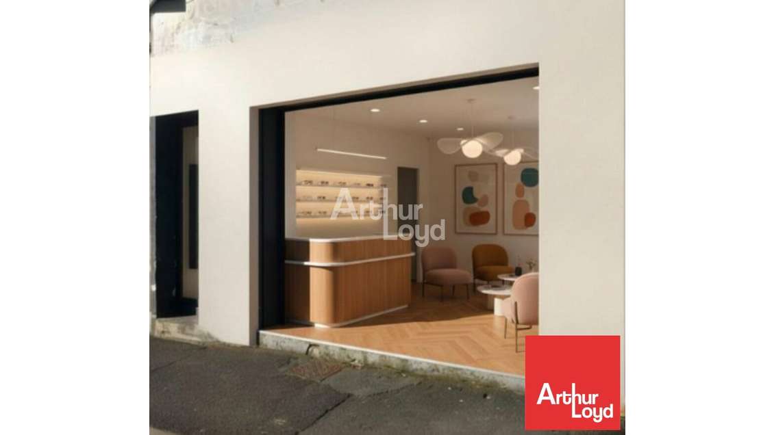 Surface de 50m² pour bureaux ou commerce à Niort