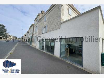 Bureaux Avenue de La Rochelle 80m² à Niort