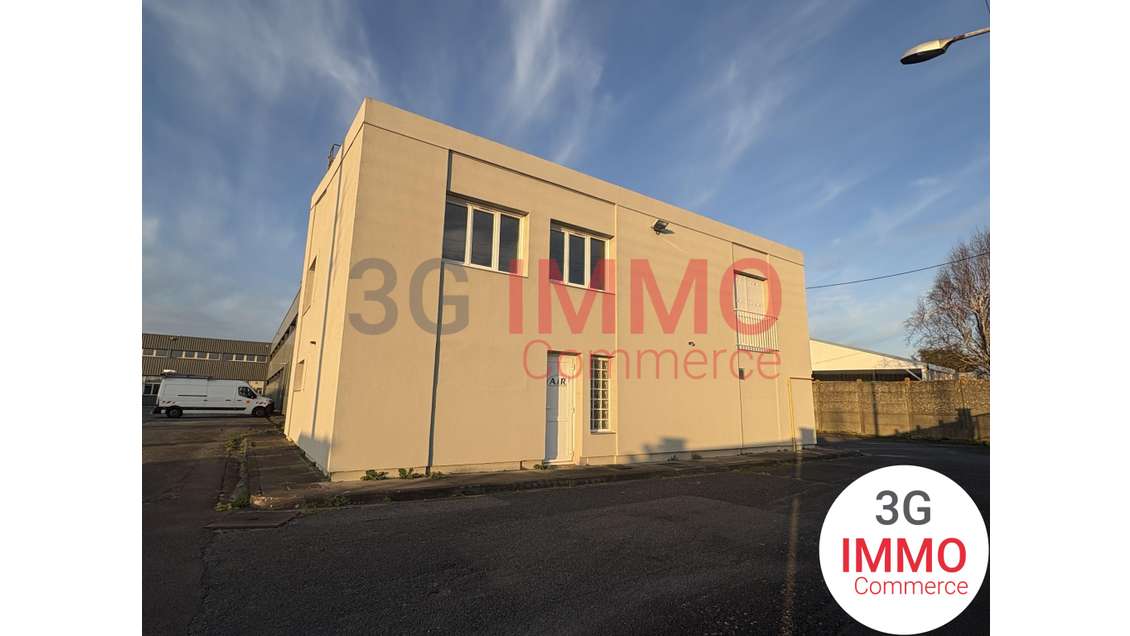 A louer bureaux de 100m² à Niort ZI accès rapide