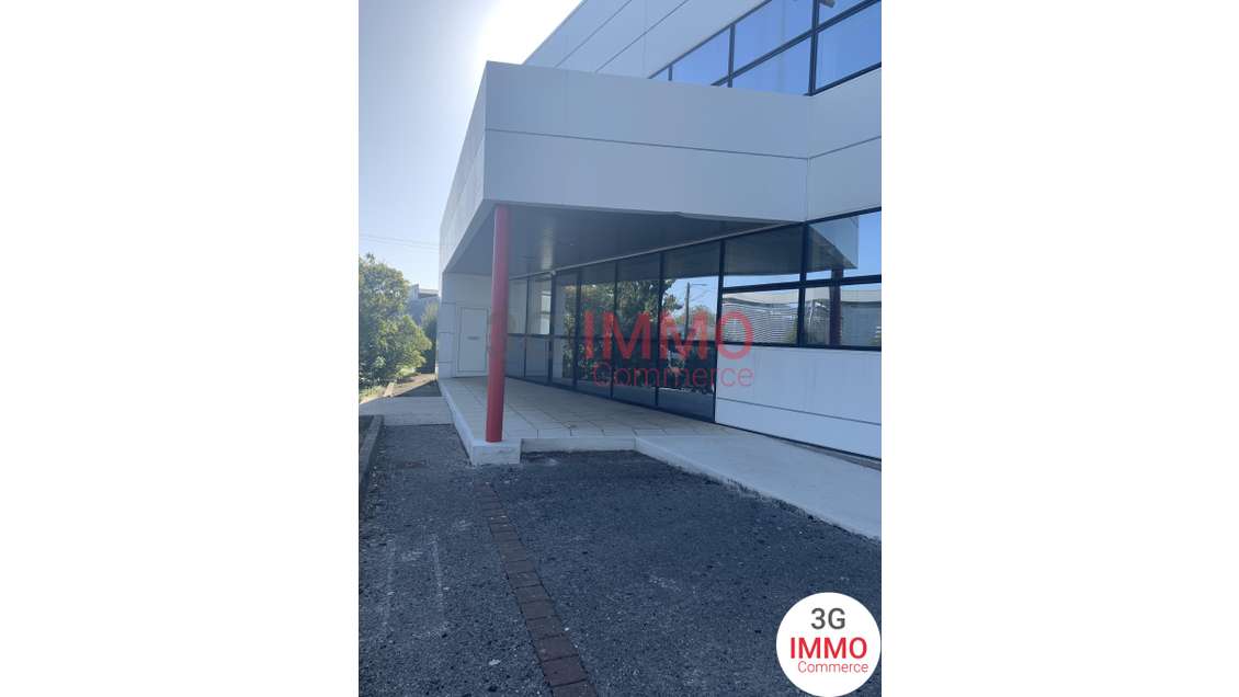 A louer bureaux 424m² à Niort Saint Liguaire