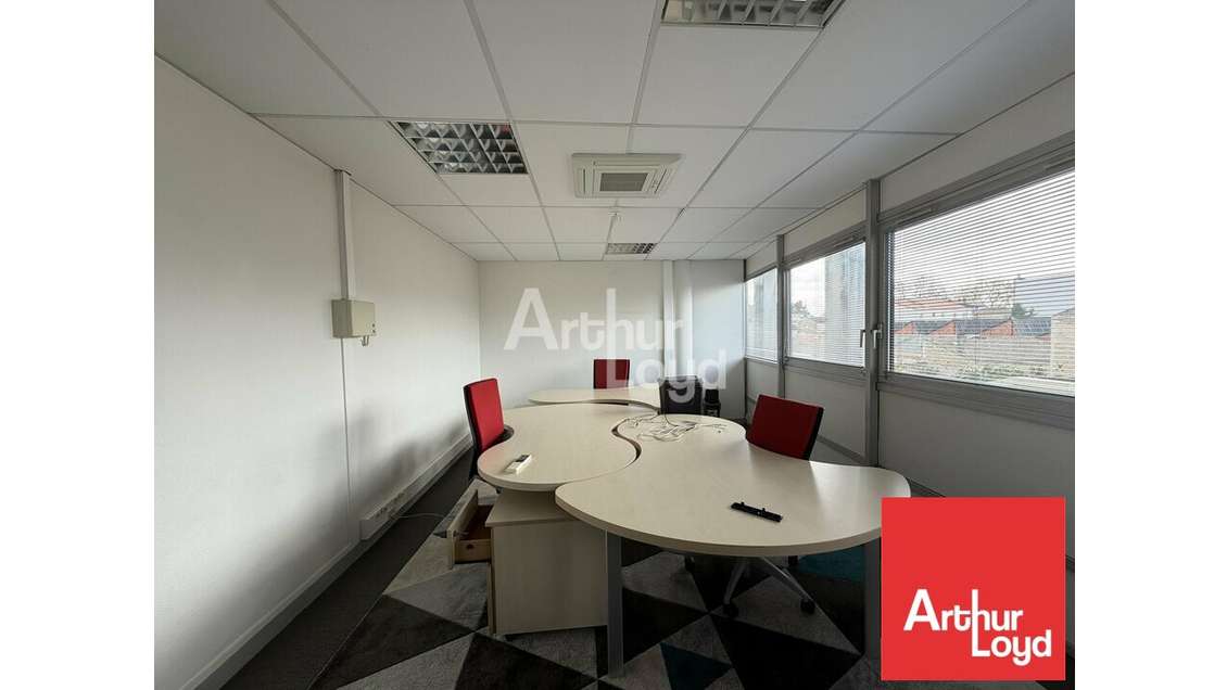 Bureaux de 75m² à louer proche centre de Niort