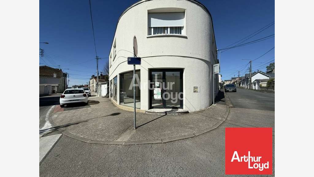 Bureaux 82m² à louer à Niort La Brèche